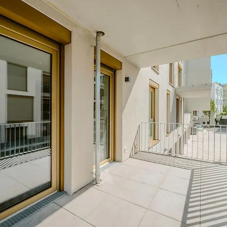 Exquis Luxus 2br Etro I Balcony I Family-friendly I Mercedes I Office *