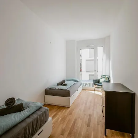 Διαμέρισμα Exquis Luxus 2br Etro I Balcony I Family-friendly I Mercedes I Office Μπέμπλινγκεν